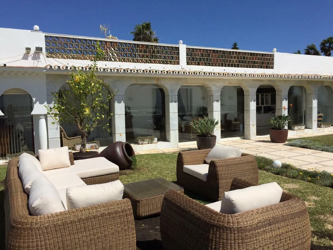 Front Line Beach Villa Marbella 0*,  Spain